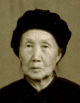 奶奶祁树青