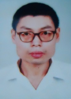 赵忆初