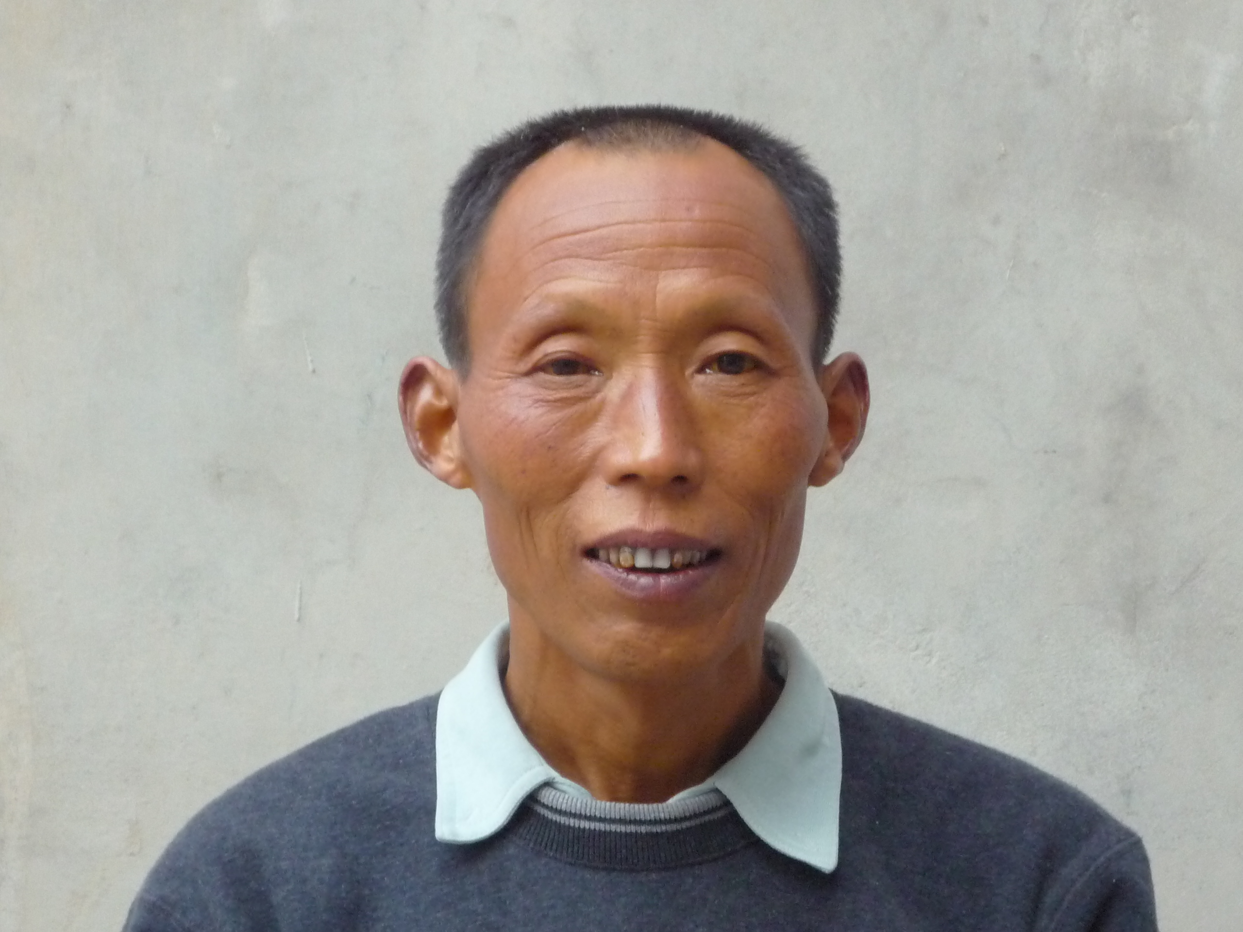 侯印民