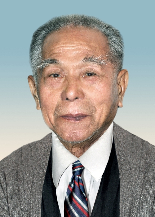欧影山