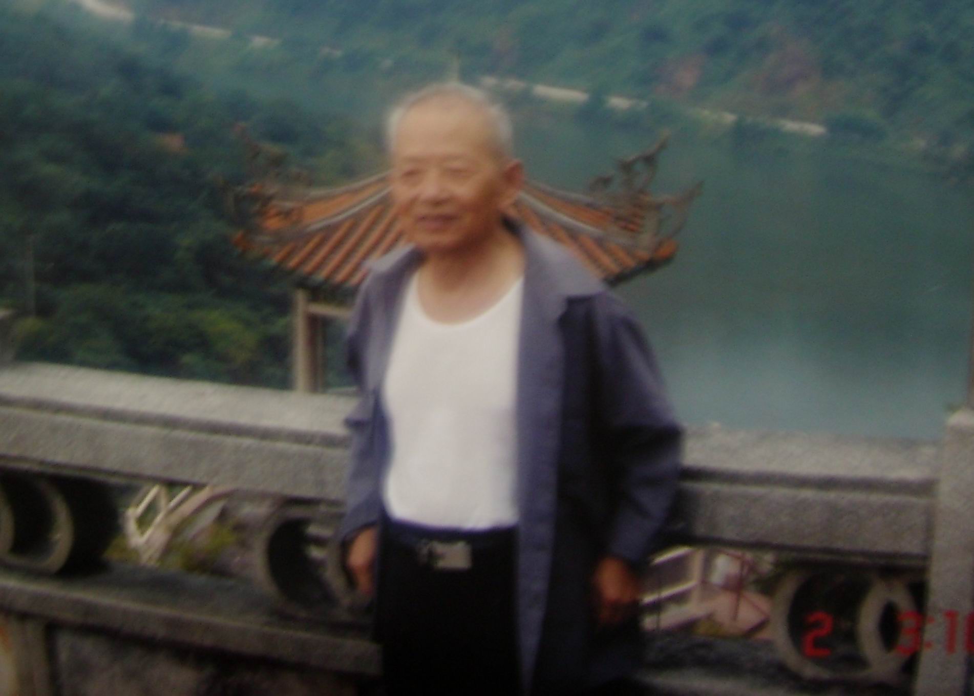 陈庆洲