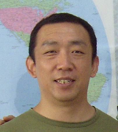 陈伟