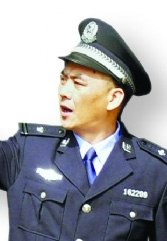 麦振伟