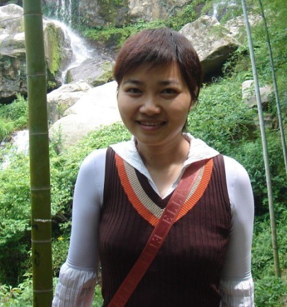 潘绮芳