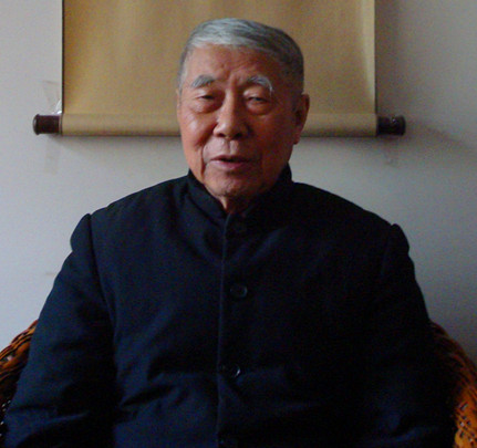 王显文