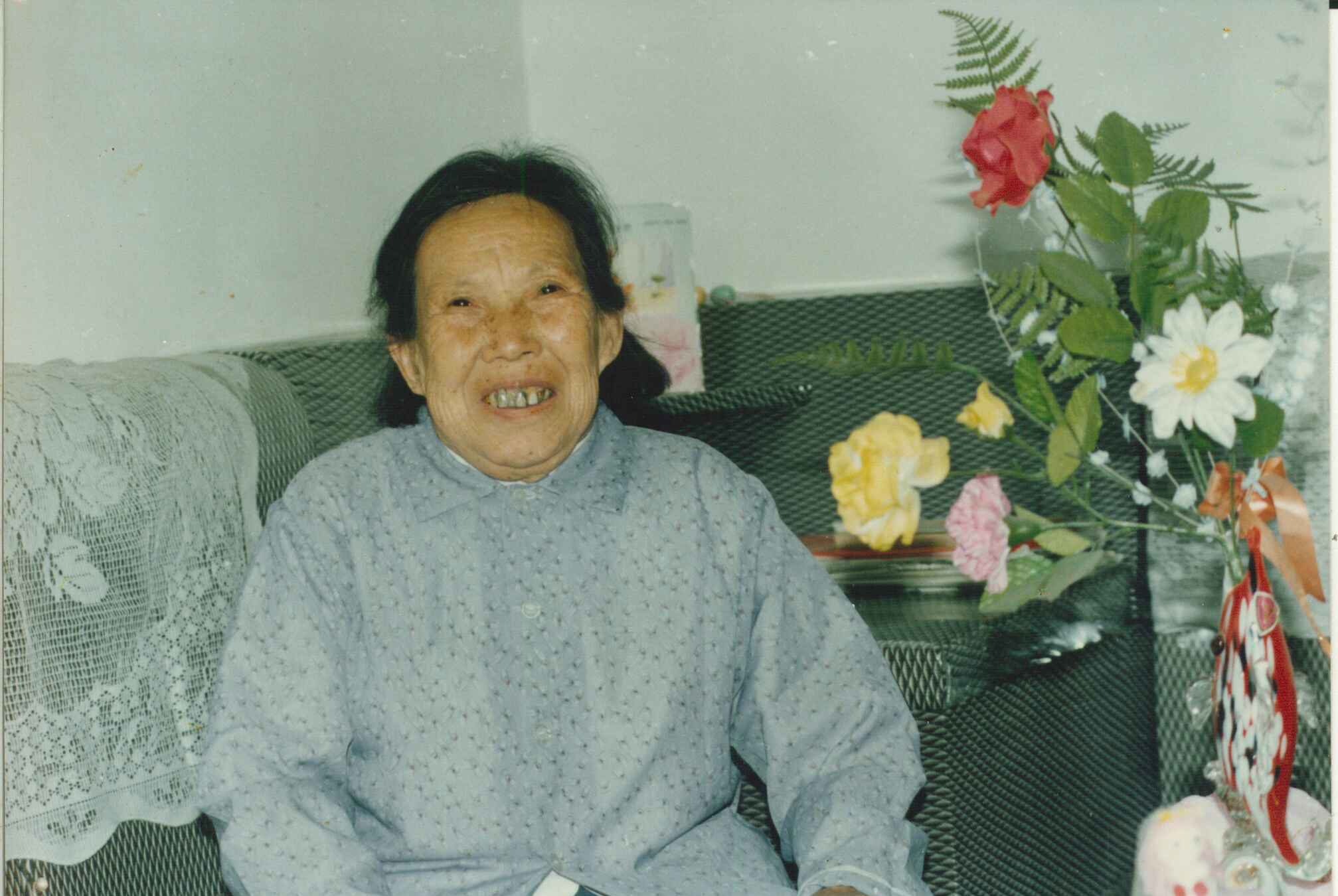 何梅新