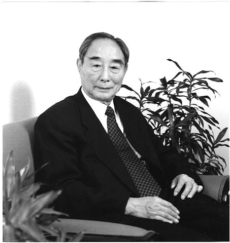 贺彭年