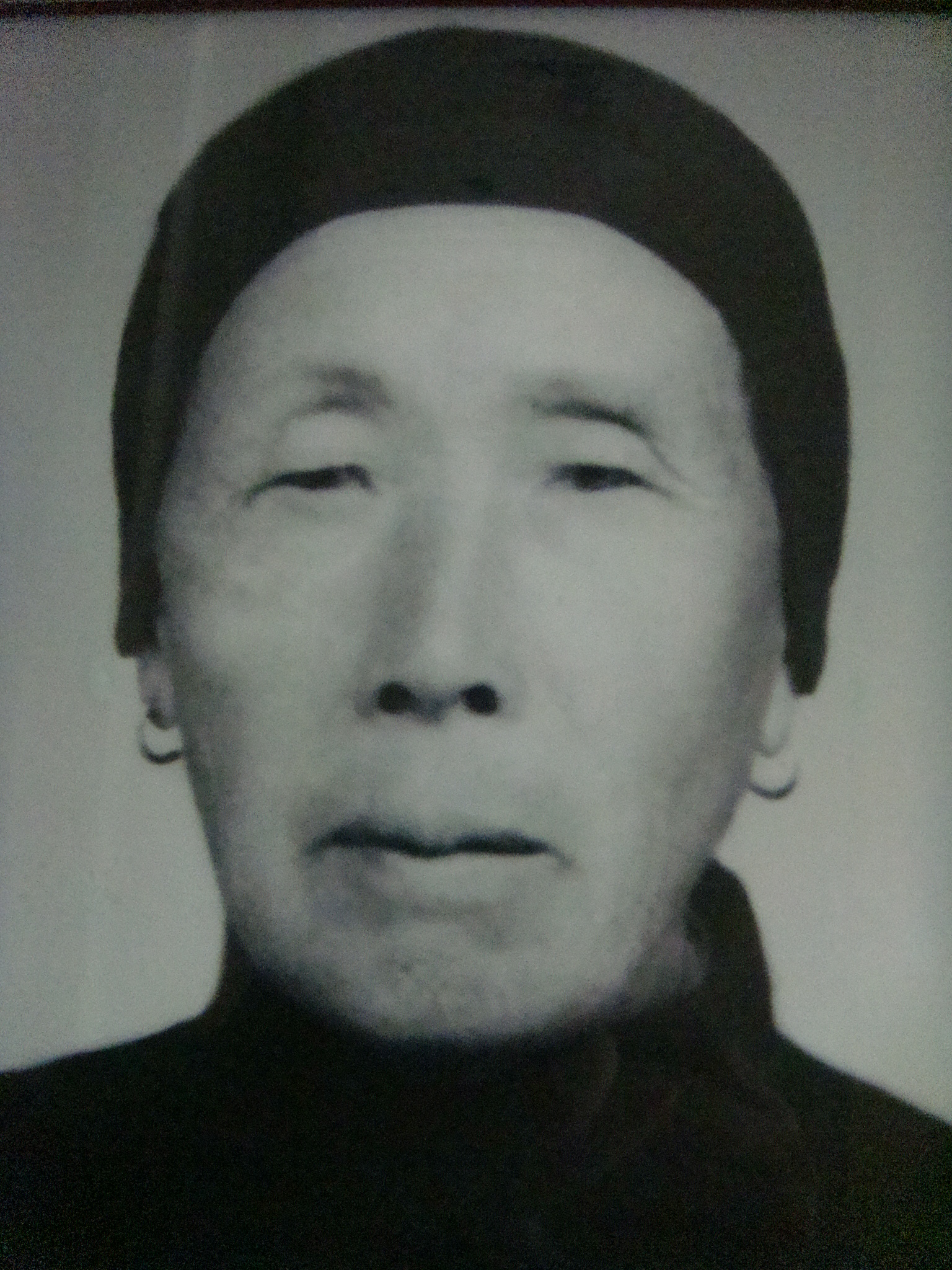 朱  氏