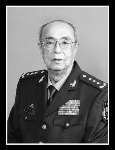 杨白冰