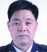 何希龙