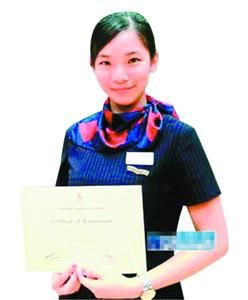 港空姐被杀藏尸衣柜其妹与尸体同屋住四天