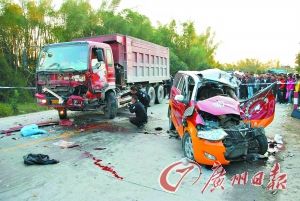 驾校教练带学员开车出车祸致3人死亡4人受伤