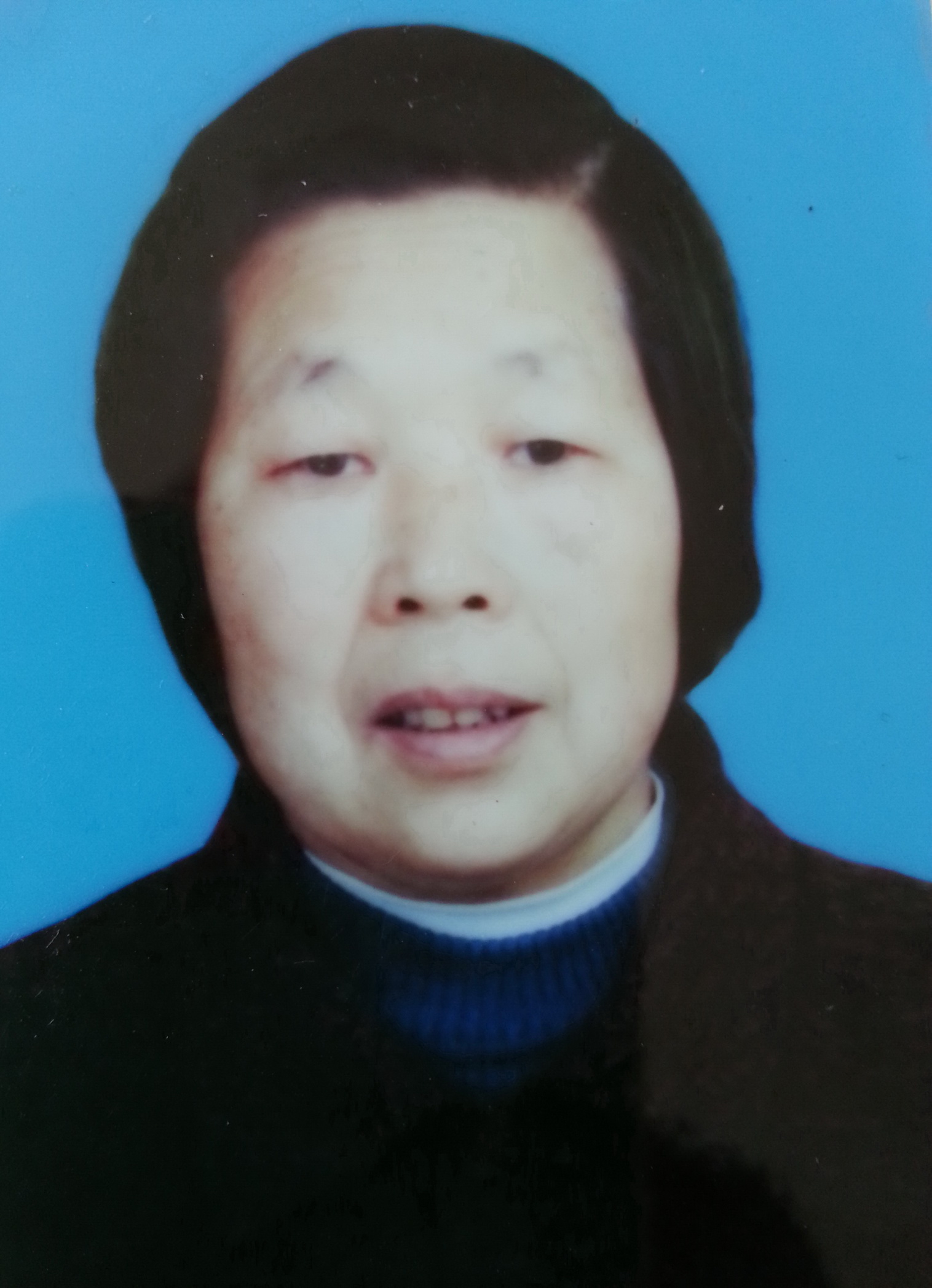 潘娥英