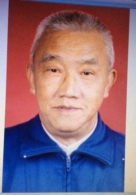 邓鑫荣