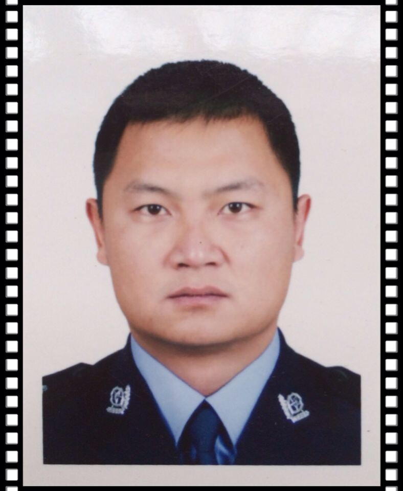闫小飞