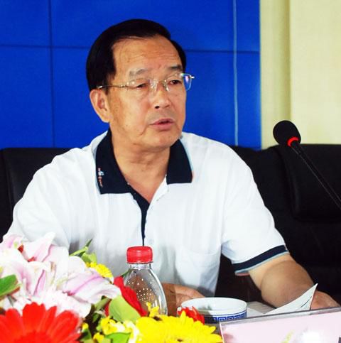 罗大华