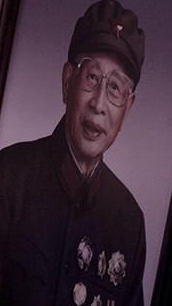 张德斌