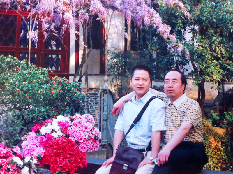 李宏天