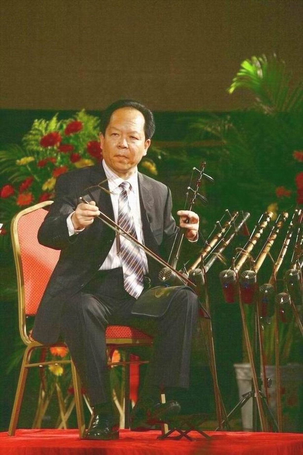 李世荣
