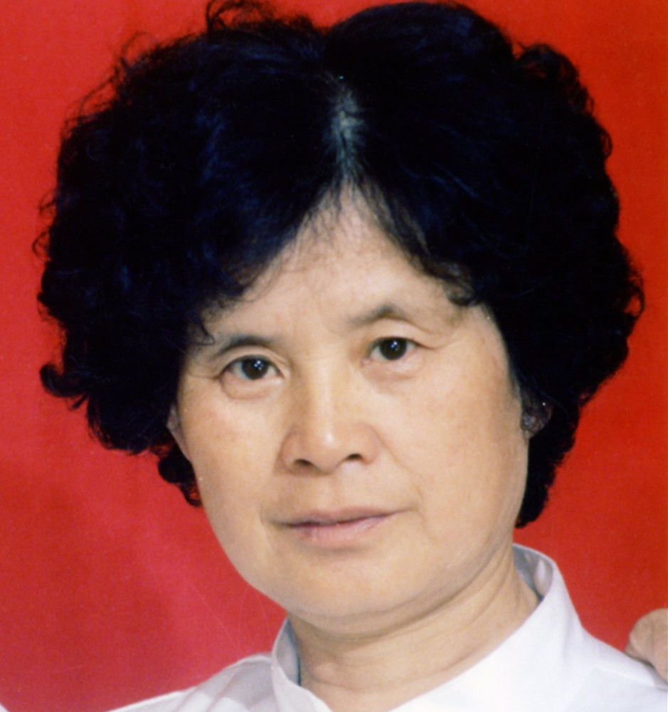 姨妣李敏芳