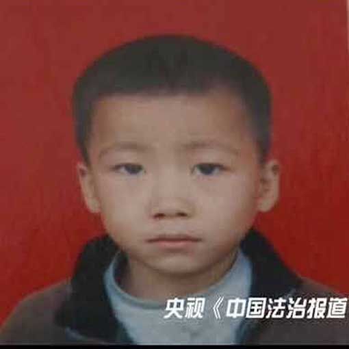 崔融融