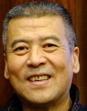 叶弘