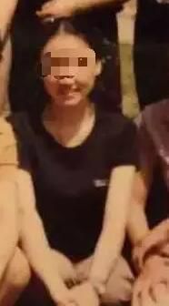 吴萍