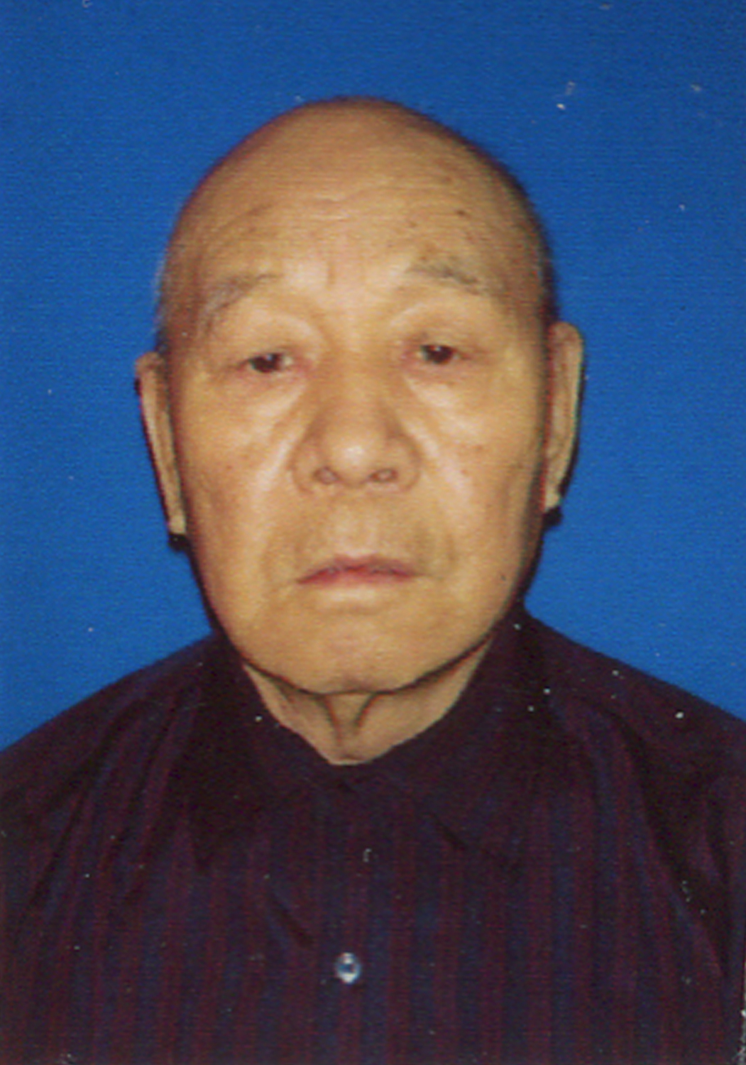 吴荣久