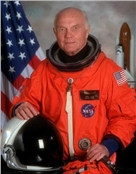 约翰·格林(John Glenn)