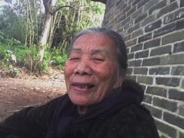 黄余崇安