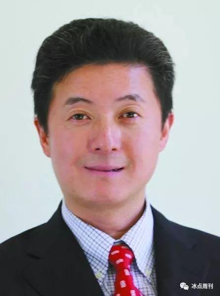 张首晟（1963年-2018年），汉族，美国华裔科学家，祖籍江苏高邮，生于上海。斯坦福大学物理系、电子工程系和应用物理系终身教授。