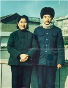 周重群  杨桂珍