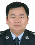 黄伟文