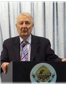 罗德里克·麦克法夸尔