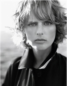 史蒂娜·坦娜特