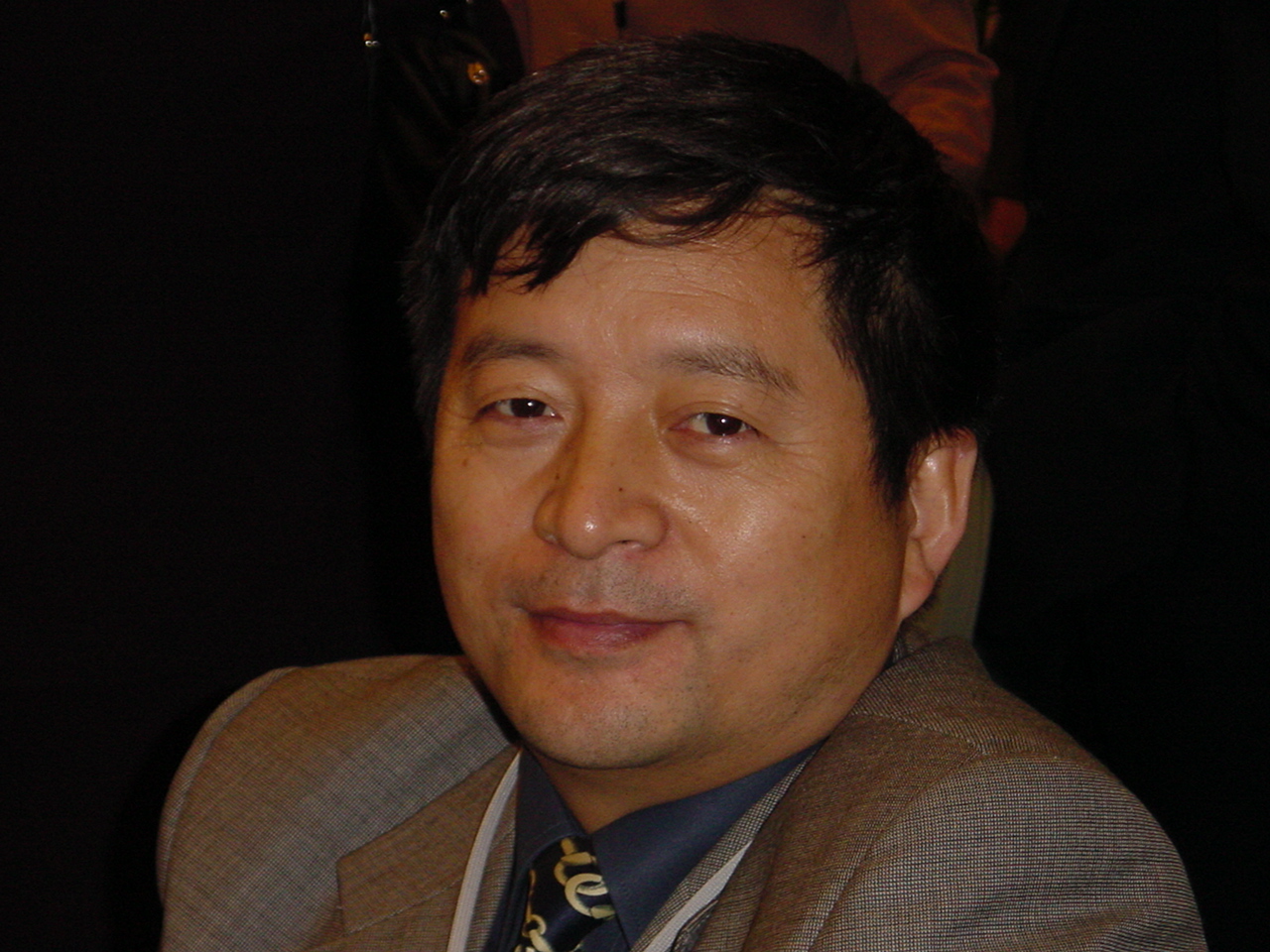 胡昌年