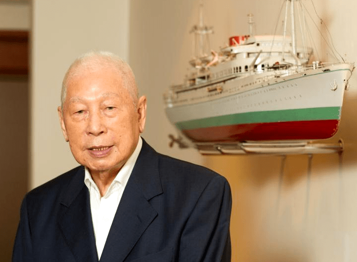 9月8日，新加坡媒体报道称，享有“新加坡船王”美誉的新加坡太平船务(PIL)创办人张允中于9月4日上午在睡梦中安详离世，享年102岁。