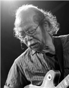 南正人