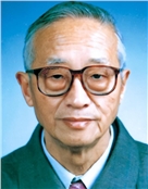 於崇文