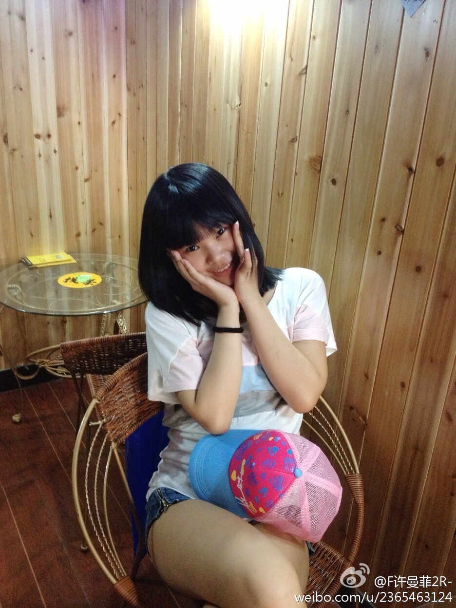 16岁花季少女许曼菲