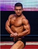 37岁健美冠军赵寒