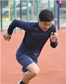 山东日照一中足球老师刘乃浩