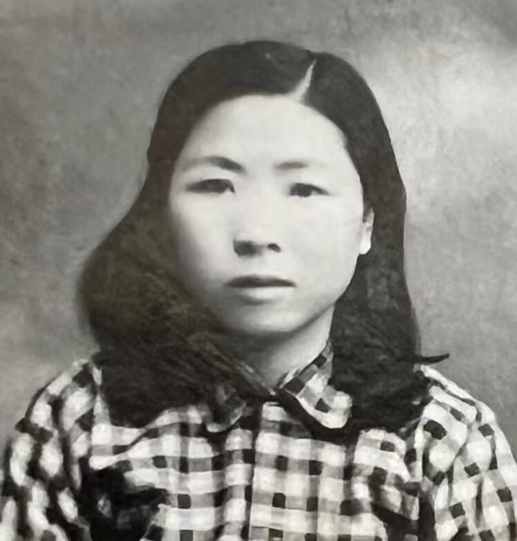 刘素琴