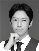 知名影评人电子骑士严蓬