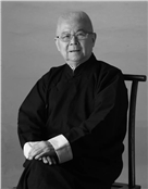 中国戏曲学院原副院长、资深教授钮骠