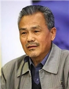 85岁国家一级演员李万年