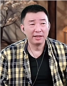 辽宁锦州的著名主持人、朗诵家晓风