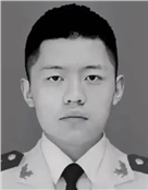 海军航空兵最年轻的飞行员常瑞昭