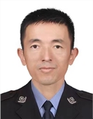 马小龙