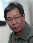 中国社会科学院考古所原研究员，德国考古研究院通讯院士白云翔